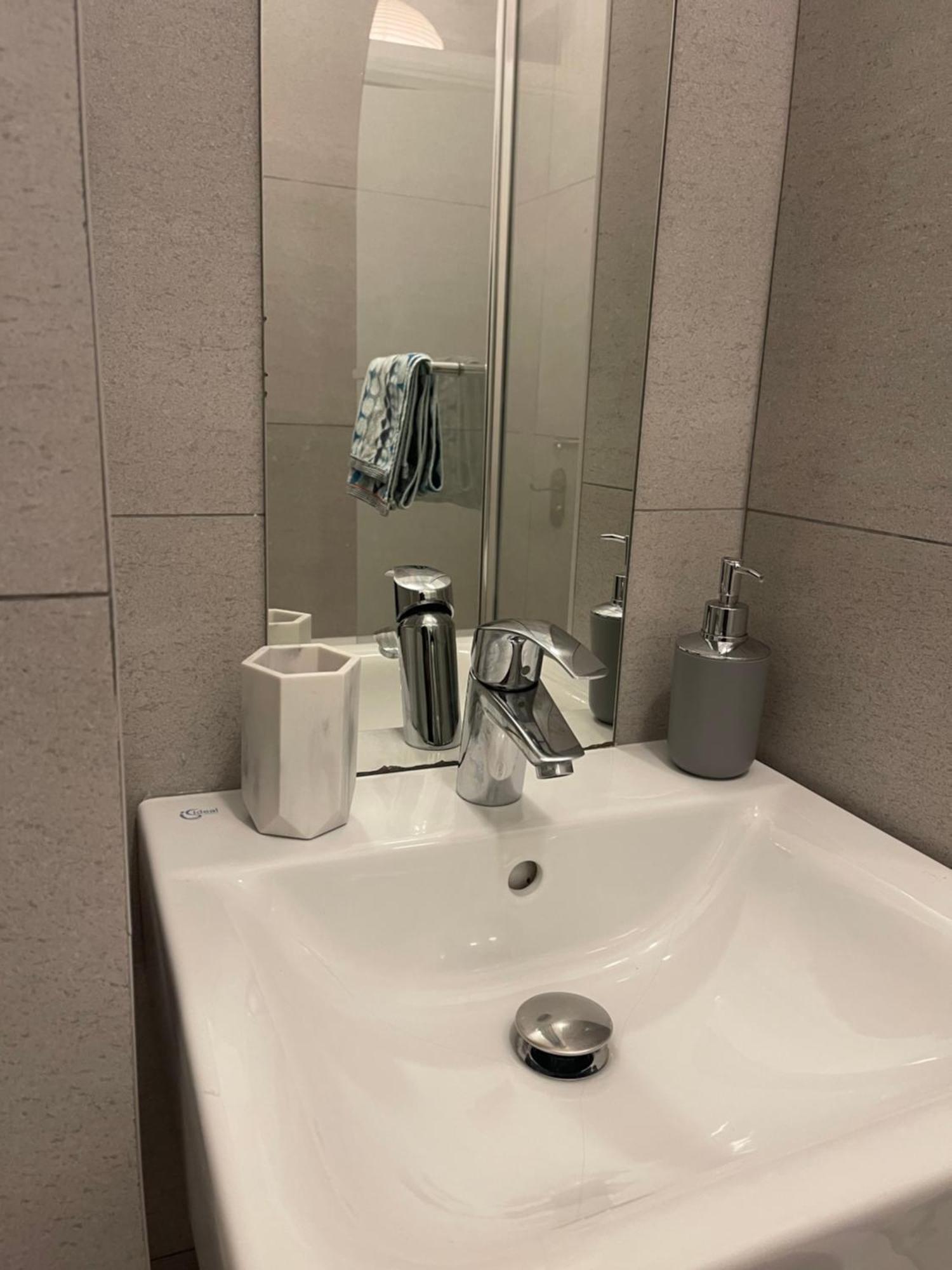 10 Min To The Heart Of London - Zone 2 - Charming 2 Bed Apartment Buitenkant foto